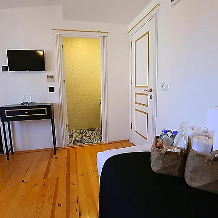 Hotel Taksim Istiklal Street Kamil - Historical