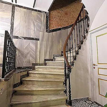 Taksim Istiklal Street Kamilbey Ξενοδοχείο 3*