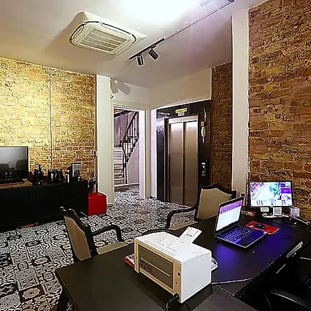 Taksim Istiklal Street Kamilbey 3*