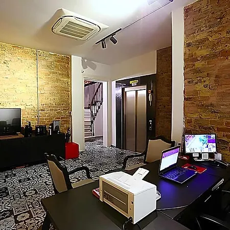 Taksim Istiklal Street Kamilbey Hotel 3*