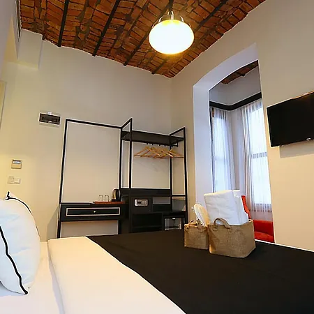 Taksim Istiklal Street Kamilbey 3* Isztambul