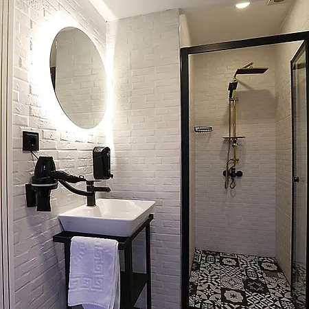 Taksim Istiklal Street Kamilbey Szálloda 3*